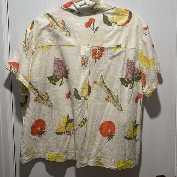 URBAN OUTFITTERS button down cotton fruit design - Picture 7 of 7
